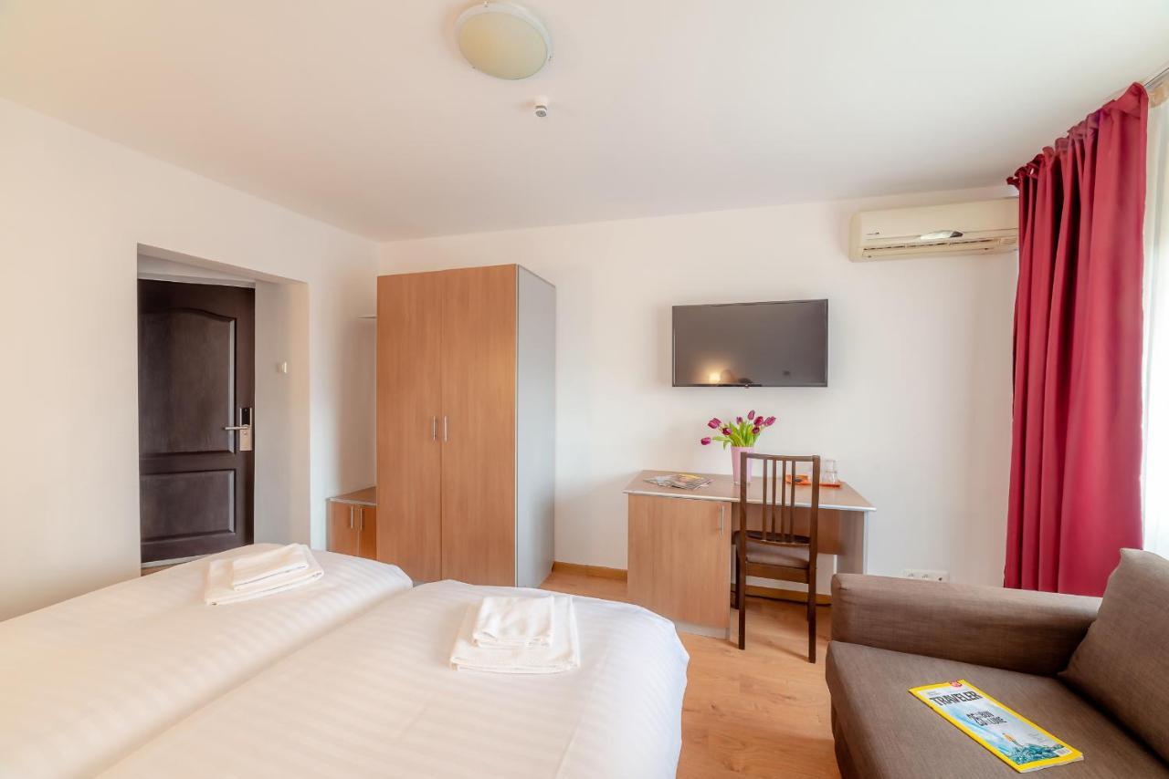 Pension Cluj Екстериор снимка